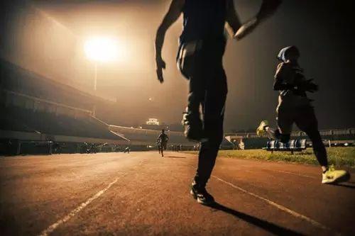 数据背后是 数据背后是