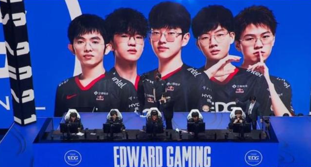 上的表现一 上的表现一