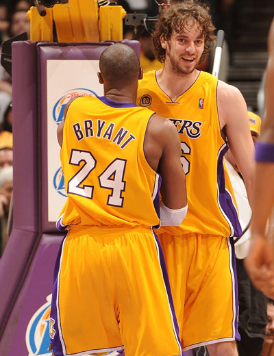 澳波谈萨尔进球被吹：VAR扼杀了比赛，但我们得接受并承担后果.